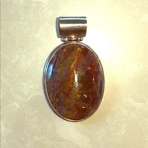 Pendant
